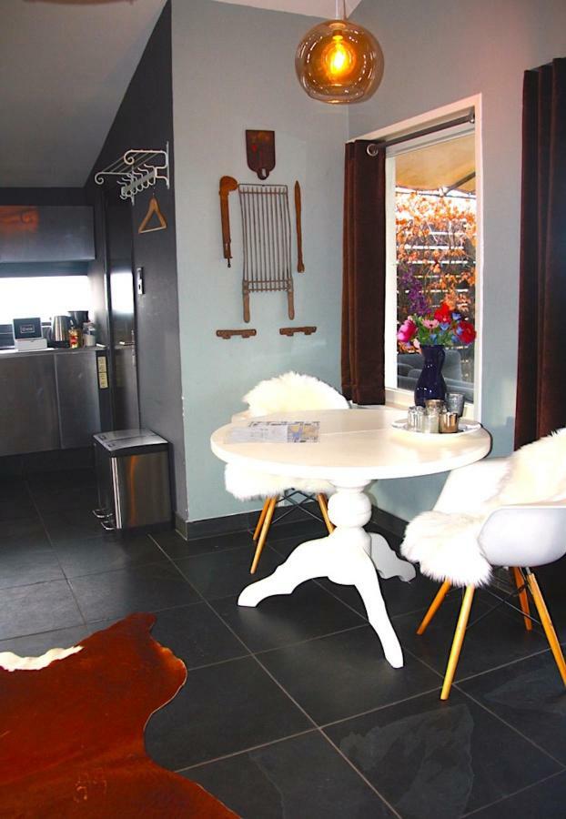 Garden House, Private Studio Apartment With Wifi And Free Parking For 1 Car Weesp Exteriör bild